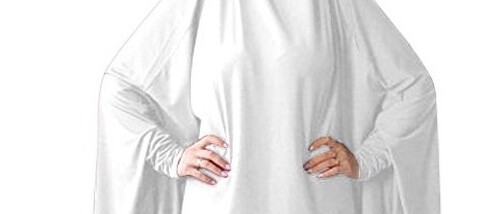 Hac ibadetini yerine getiren kadın hacılar